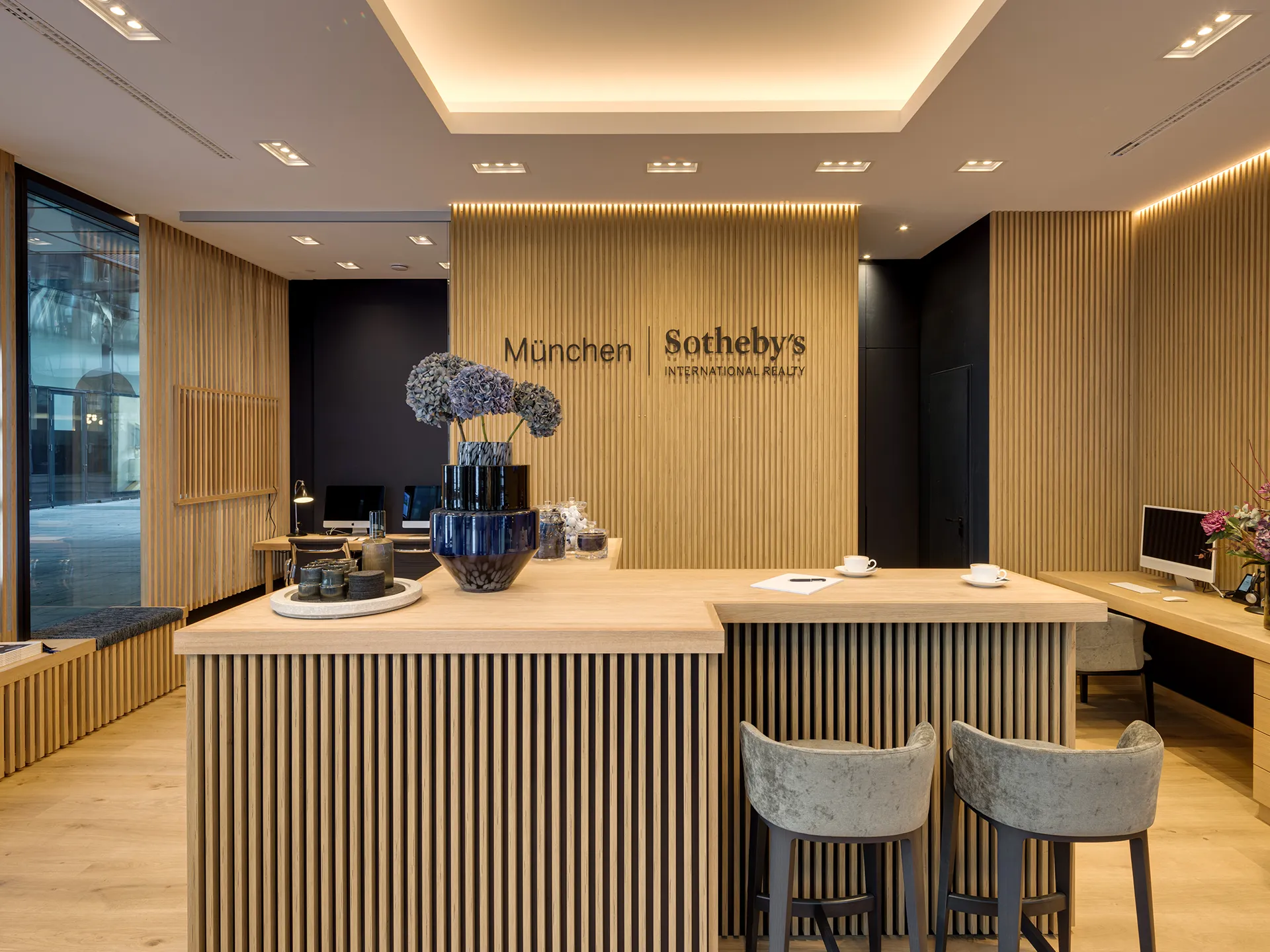 München Sotheby's International Boutique in der Maximilianstraße 13